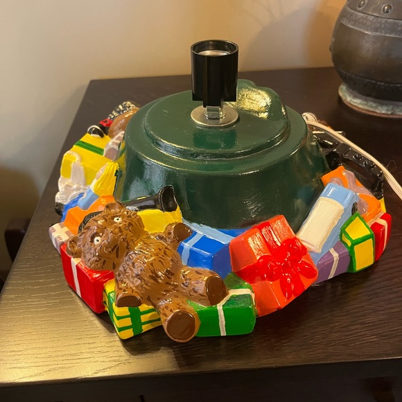 Vintage Rare Atlantic Mold Ceramic Christmas Present Toy Covered Tree Base - Picture 4 of 11